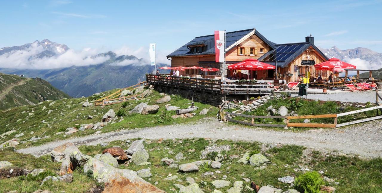 Neues Luxerioes Eingerichtetes Apartment Bock See Dış mekan fotoğraf